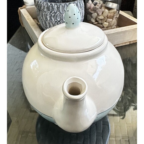 New Rae Dunn Artisan Collection By Magenta Blue Polka Dot POUR Teapot - Picture 5 of 8